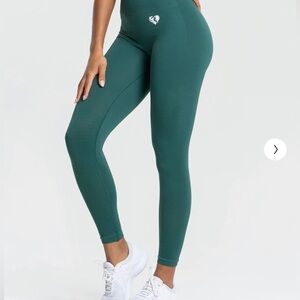 WOMEN’S Best Power Seamless Leggings Forrest Green XS.